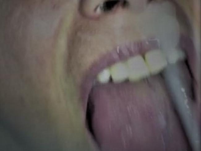 Cumshot 2x abgespritzt